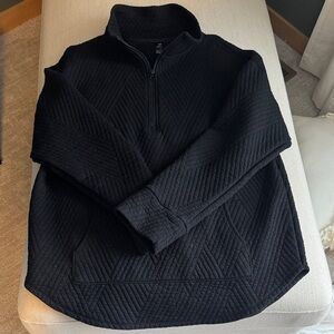 GAP Women’s Black Quilted Half-Zip Pullover